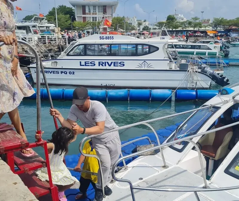 Tour Cano 4 đảo Phú Quốc cáp treo