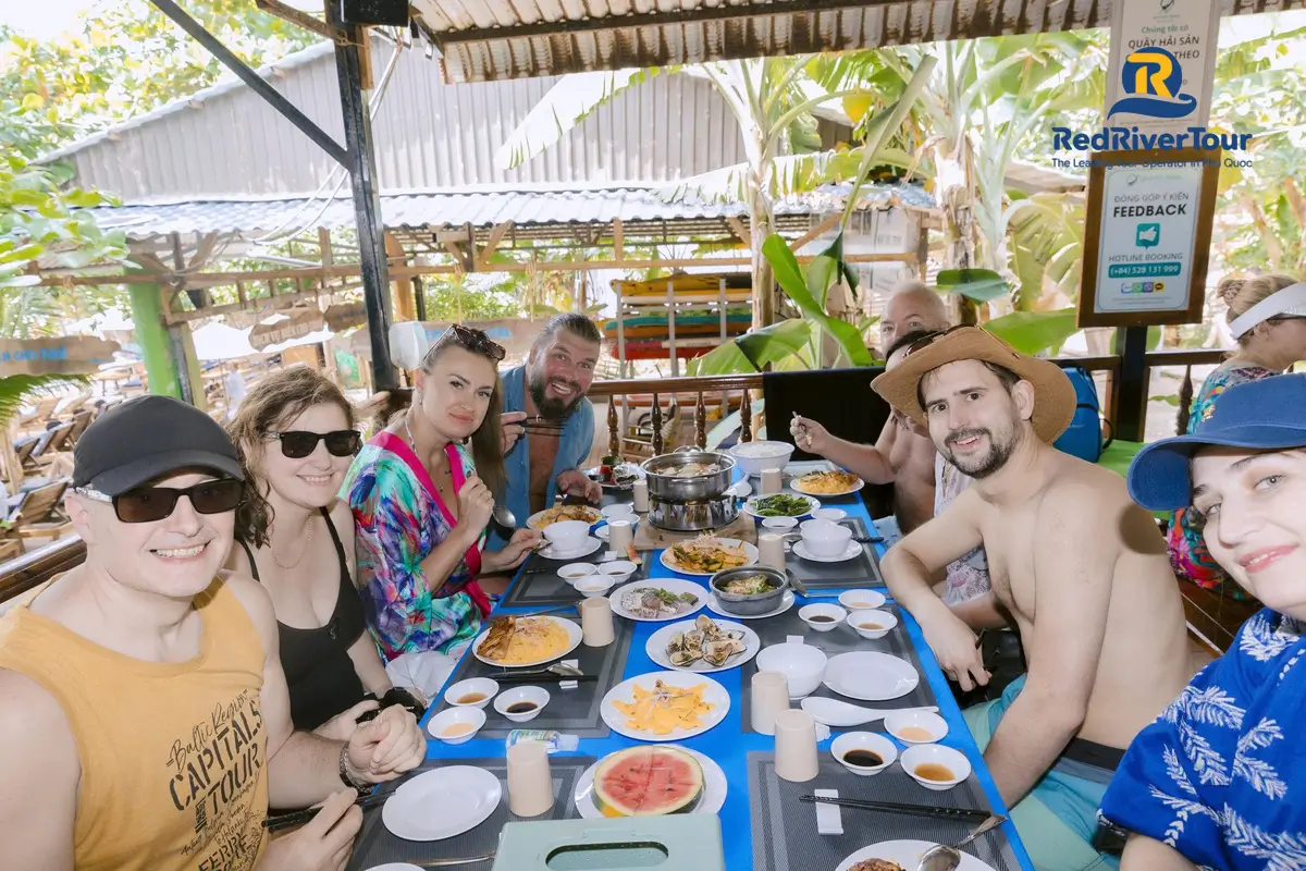 Tour Cano 4 đảo Phú Quốc cáp treo