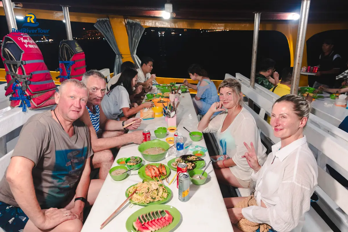Tour ngắm hoàng hôn câu mực đêm