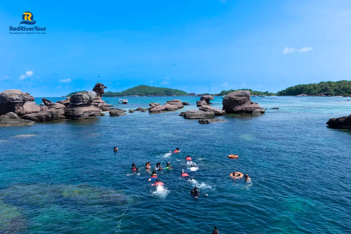 Tour tàu 3 đảo Phú Quốc