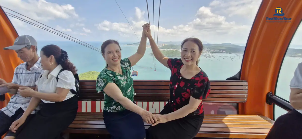 Tour tàu 3 đảo và cáp treo